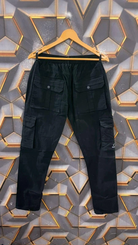Handcrafted Cargo Jeans – Multi Pocket Denim for Men